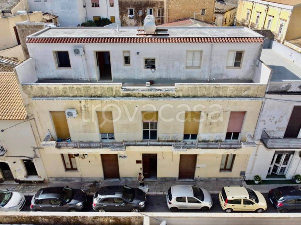 casa indipendente in vendita ad Avola
