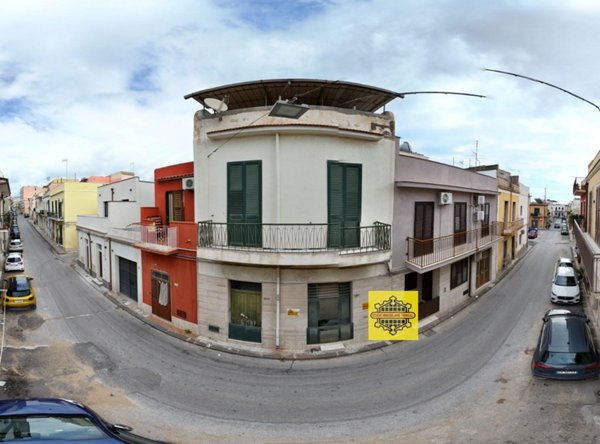casa indipendente in vendita ad Avola