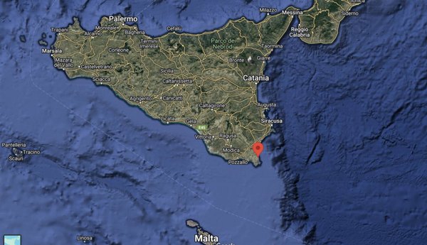 casa indipendente in vendita ad Avola
