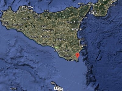 casa indipendente in vendita ad Avola