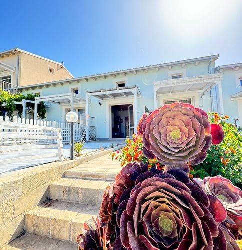casa indipendente in vendita ad Avola