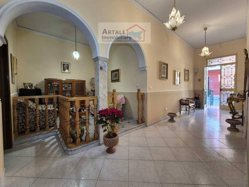 casa indipendente in vendita ad Avola