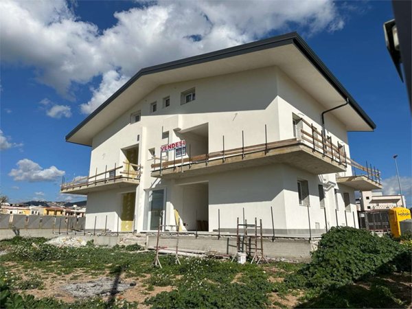 appartamento in vendita ad Avola