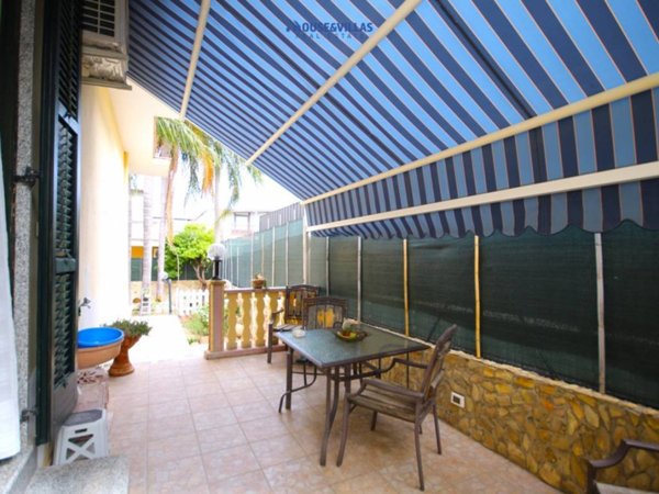 casa indipendente in vendita ad Avola