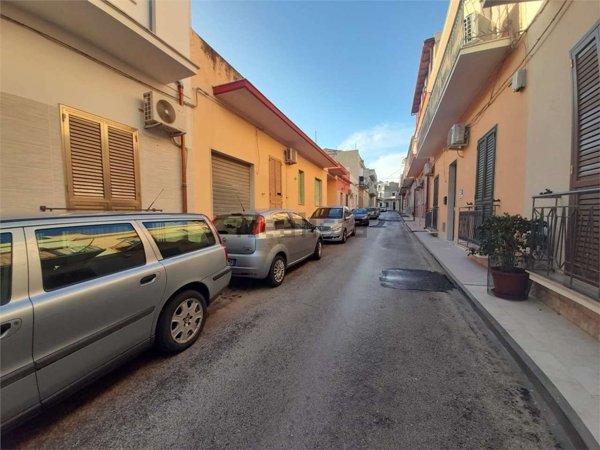 casa indipendente in vendita ad Avola