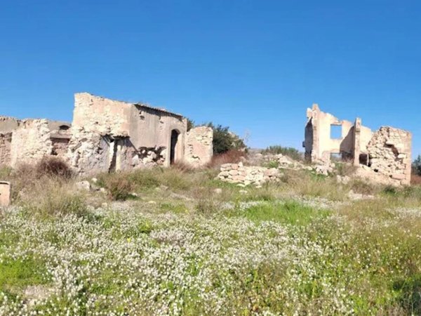 casa indipendente in vendita ad Avola