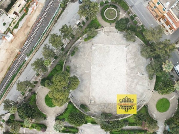 casa indipendente in vendita ad Avola