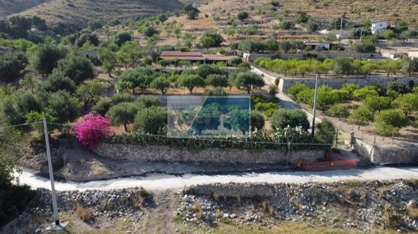casa indipendente in vendita ad Avola