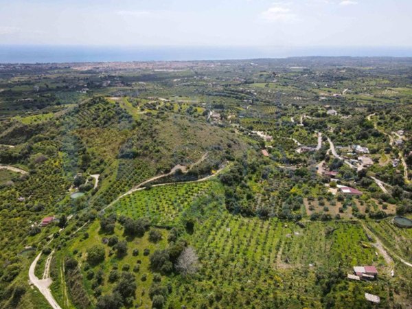 casa indipendente in vendita ad Avola