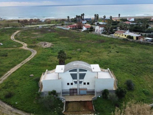 casa indipendente in vendita ad Avola in zona Piccio