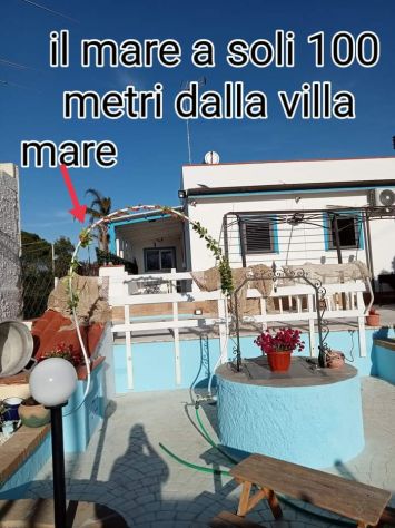 casa indipendente in vendita ad Avola in zona Gallina