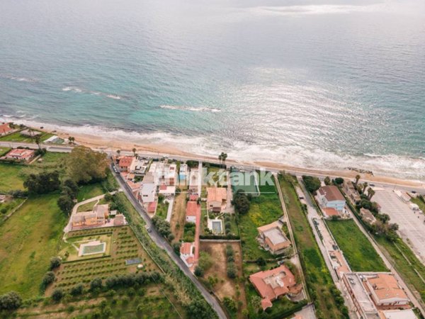 casa indipendente in vendita ad Avola