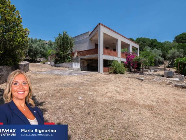 casa indipendente in vendita ad Avola