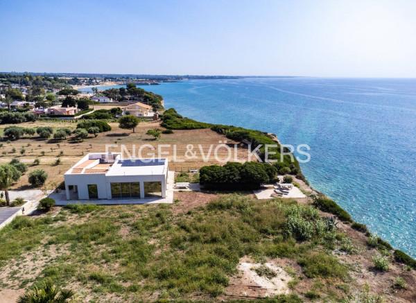 casa indipendente in vendita ad Avola