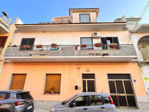 casa indipendente in vendita ad Avola