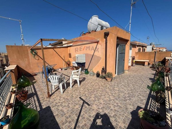 casa indipendente in vendita ad Avola