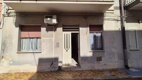 casa indipendente in vendita ad Avola