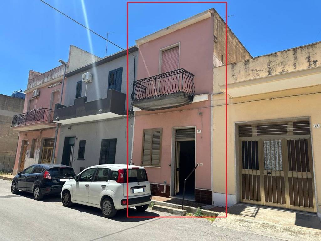 casa indipendente in vendita ad Avola