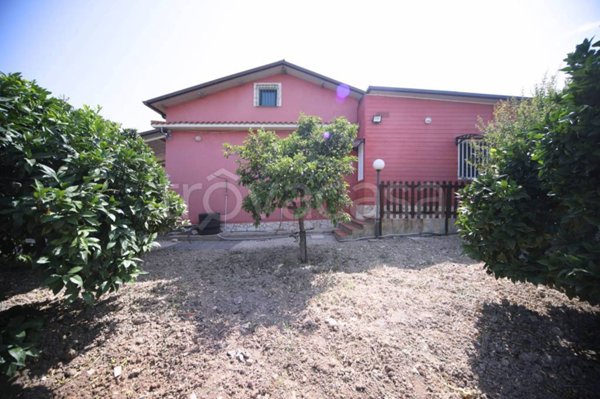 casa indipendente in vendita ad Avola