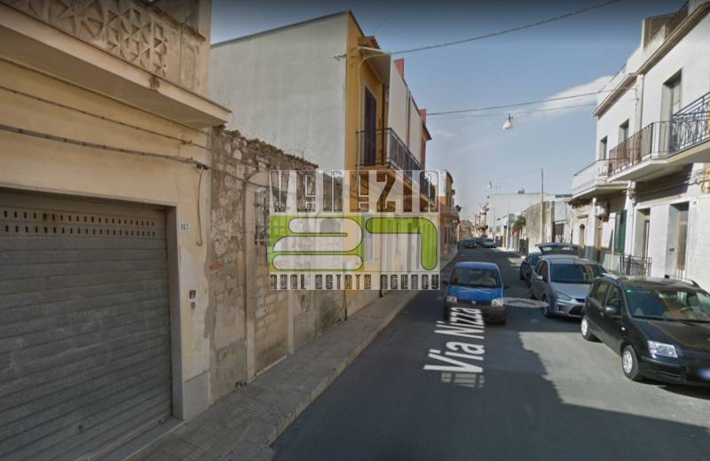 casa indipendente in vendita ad Avola
