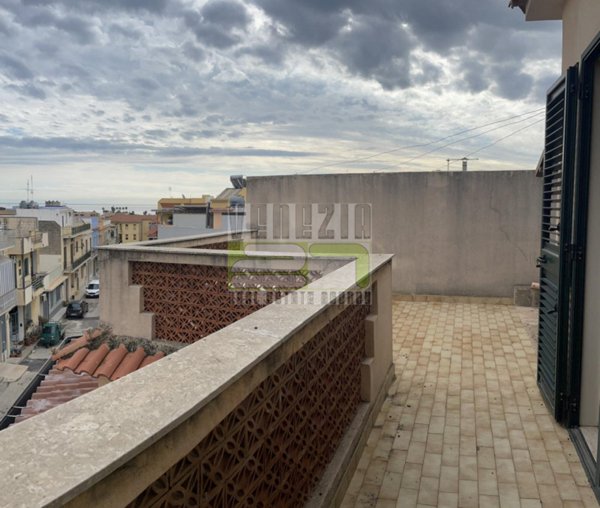 casa indipendente in vendita ad Avola