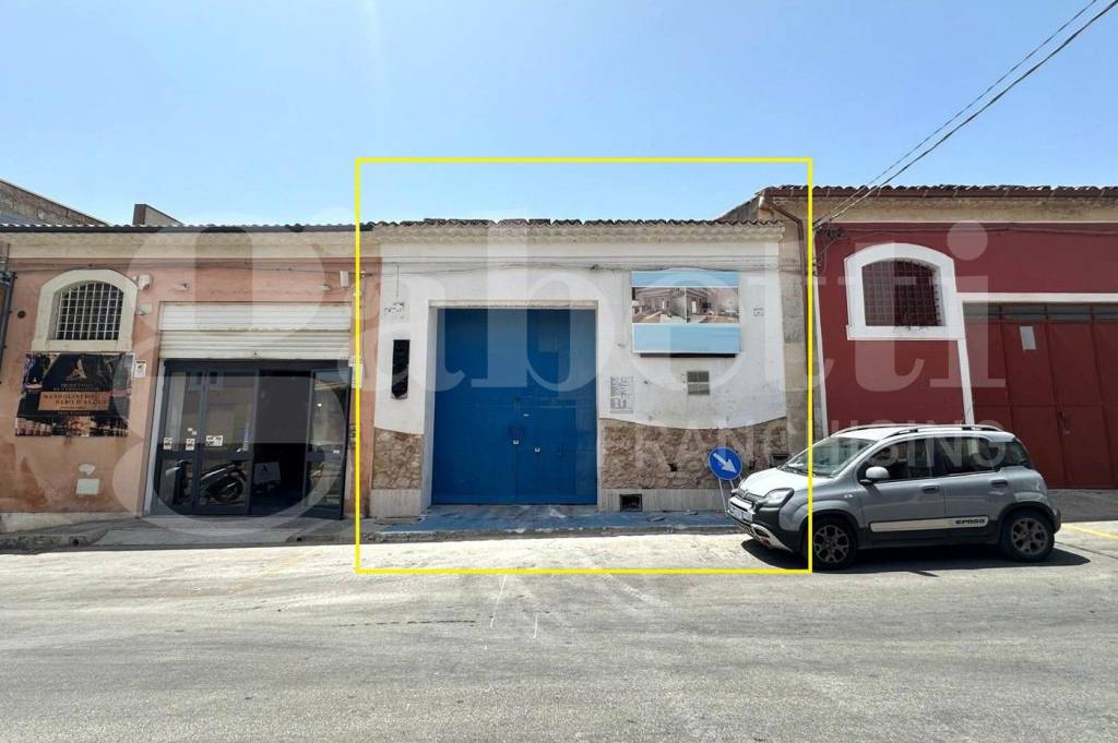 negozio in vendita ad Avola