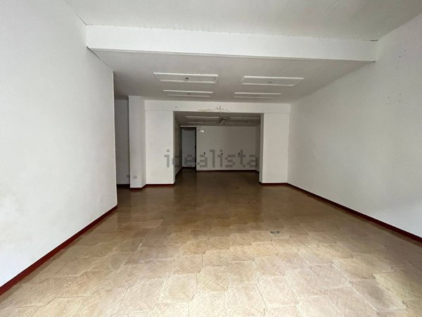 negozio in vendita ad Avola