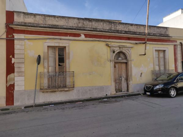 casa indipendente in vendita ad Avola