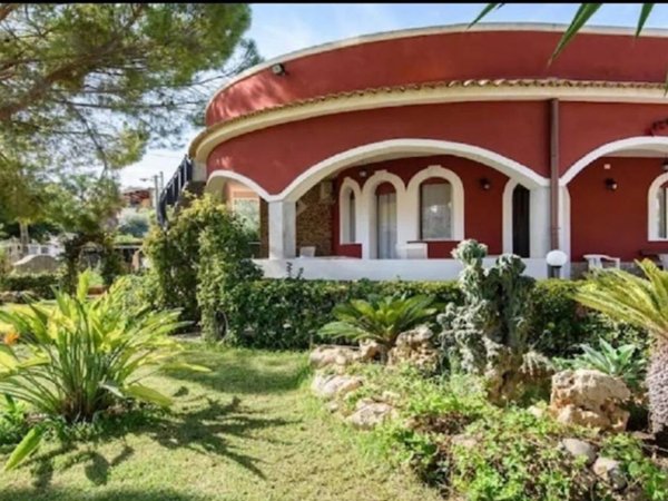 casa indipendente in vendita ad Avola