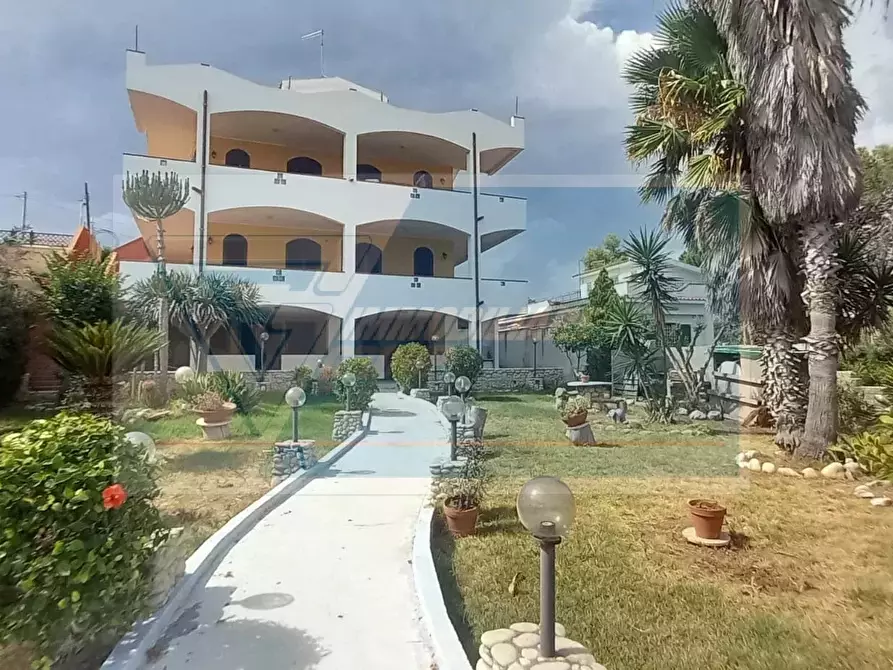 casa indipendente in vendita ad Avola in zona Gallina