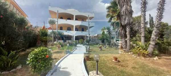 casa indipendente in vendita ad Avola