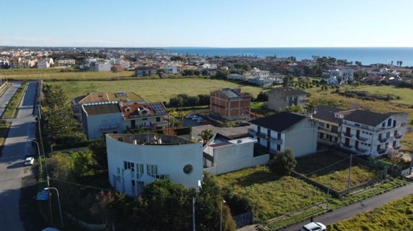 casa indipendente in vendita ad Avola