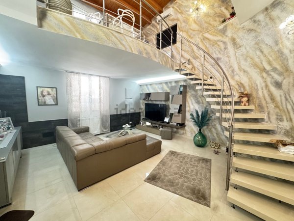 casa indipendente in vendita ad Avola