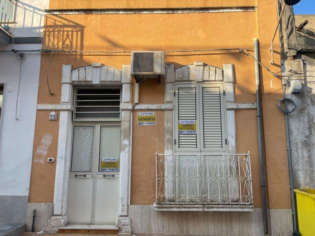 appartamento in vendita ad Avola