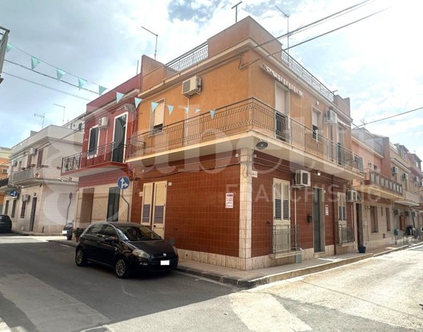 casa indipendente in vendita ad Avola