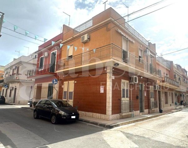 casa indipendente in vendita ad Avola