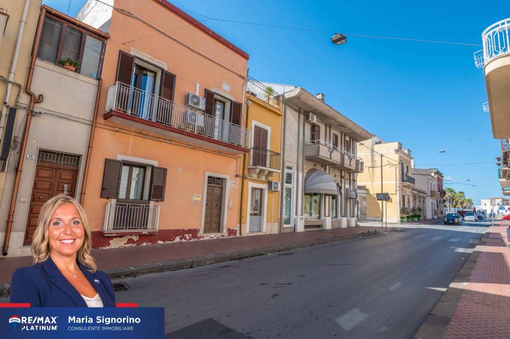 casa indipendente in vendita ad Avola