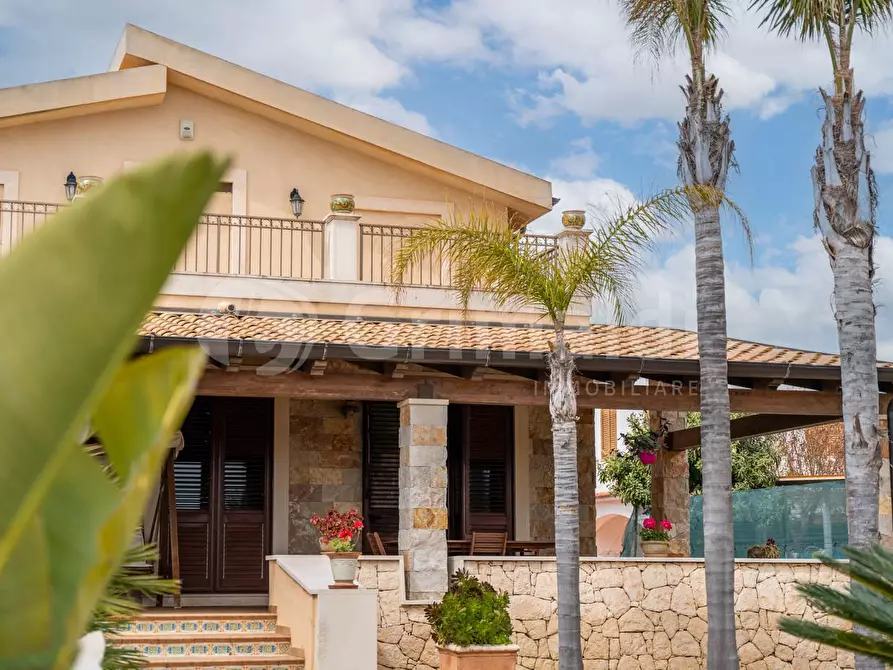 casa indipendente in vendita ad Avola