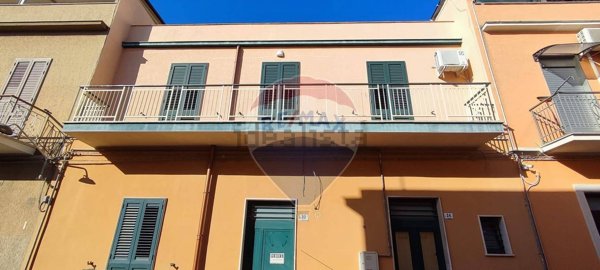 casa indipendente in vendita ad Avola