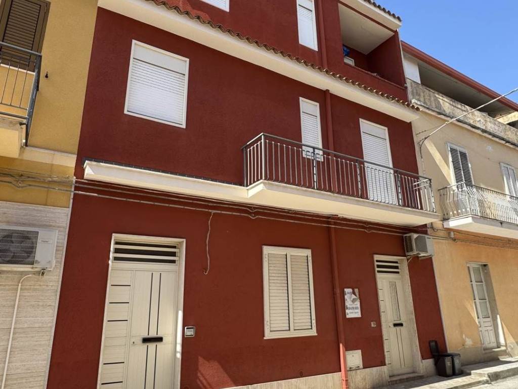 casa indipendente in vendita ad Avola