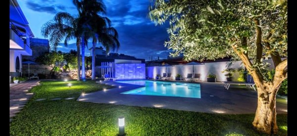 casa indipendente in vendita ad Avola