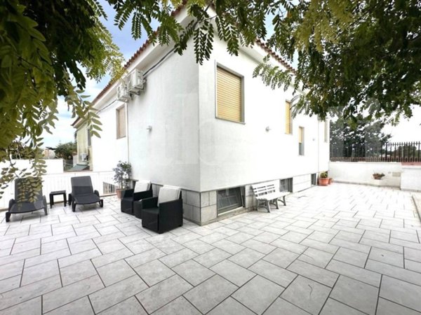 casa indipendente in vendita ad Avola in zona Gallina