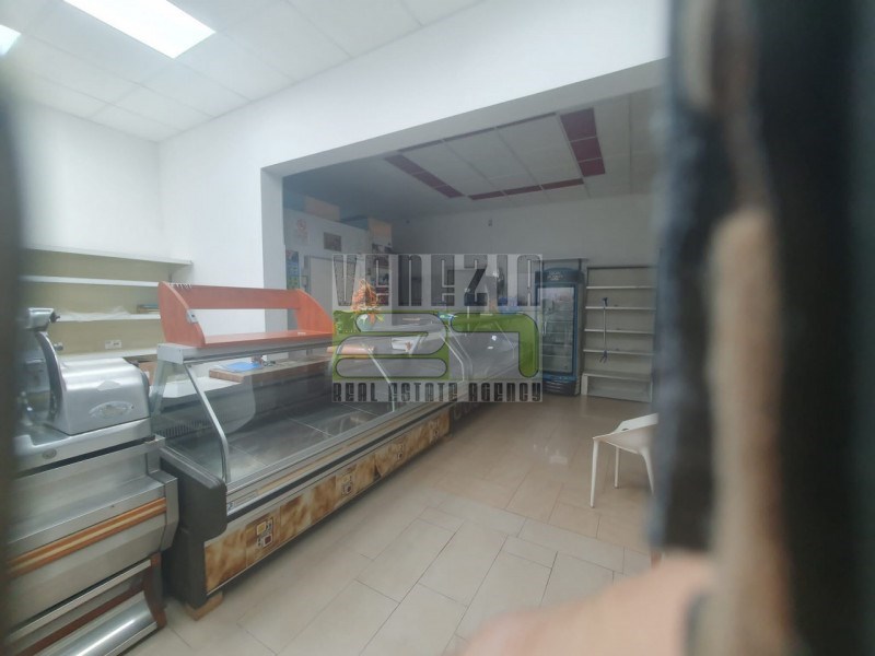 negozio in vendita ad Avola