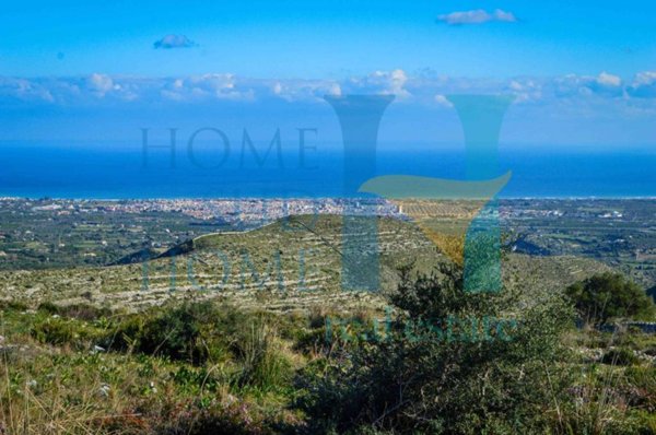 casa indipendente in vendita ad Avola