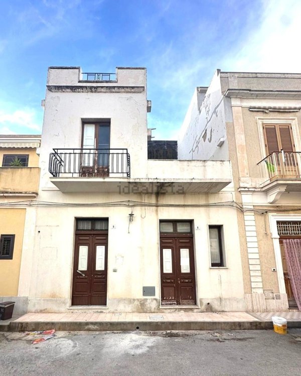 casa indipendente in vendita ad Avola