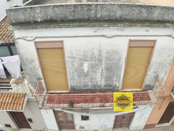 casa indipendente in vendita ad Avola