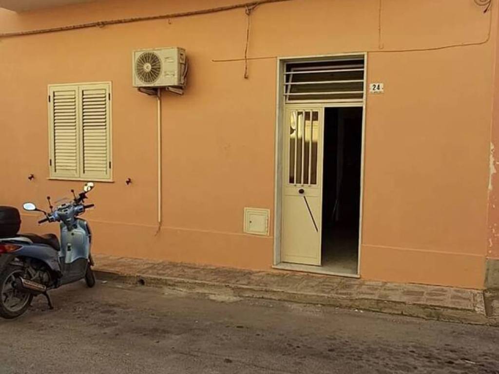 casa indipendente in vendita ad Avola