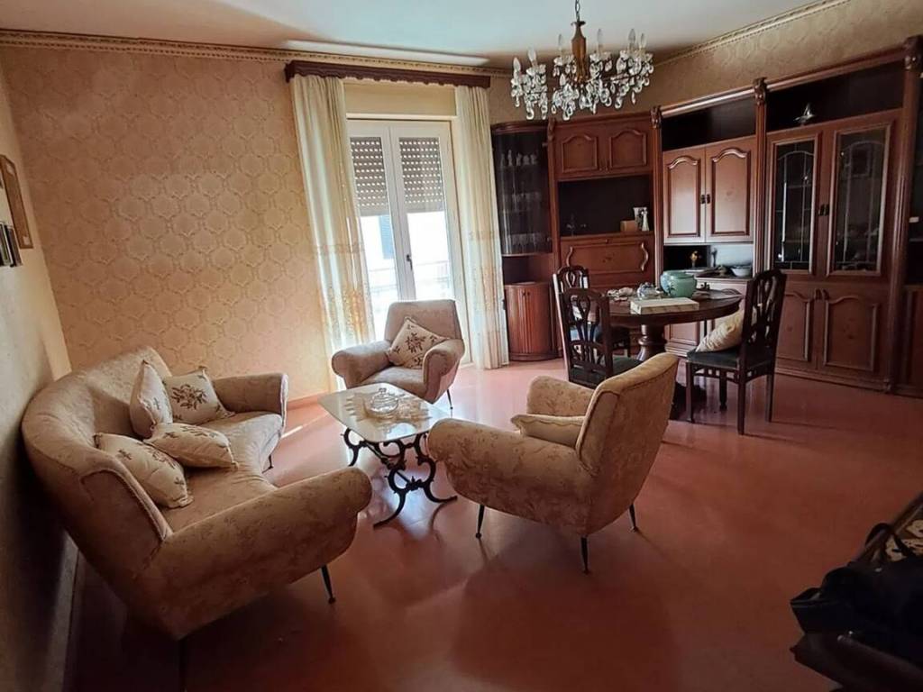 appartamento in vendita ad Avola