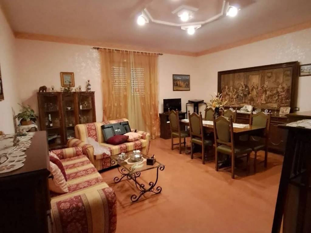 appartamento in vendita ad Avola