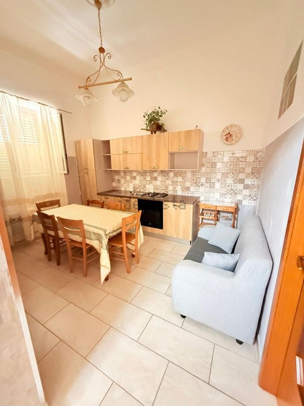 pentavano in vendita ad Avola